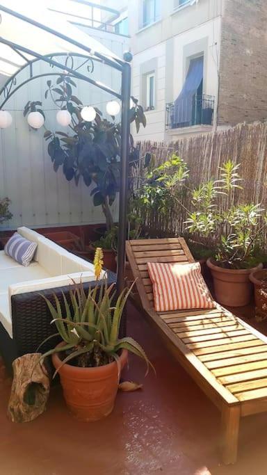 Small Room In Sants With Huge Terrace Barcelona Exterior photo