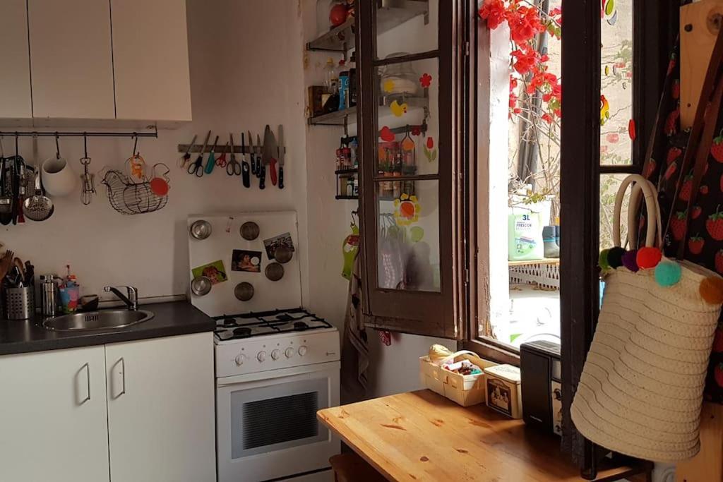 Small Room In Sants With Huge Terrace Barcelona Exterior photo