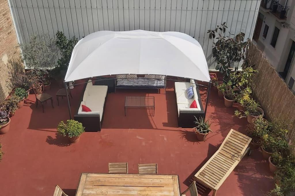 Small Room In Sants With Huge Terrace Barcelona Exterior photo